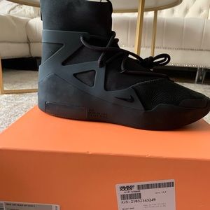 Nike Air 1 Fear Of God 11.5
